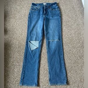 Good American Good Boy Straight Leg Knee Slit Jean